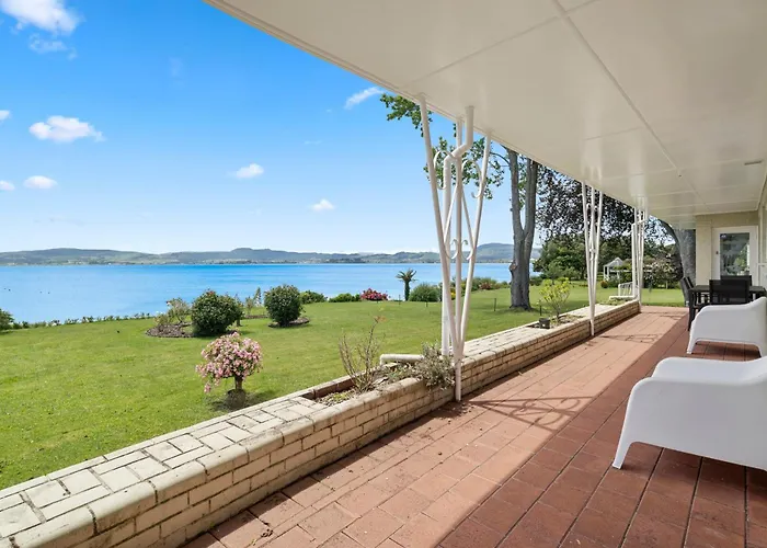 Panoramic Views Of Rotorua's And Mountains Vakantiehuis